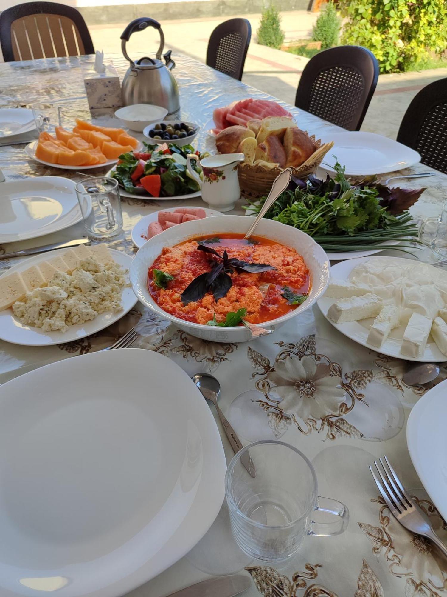 Bonjour House Hotel Ереван Екстериор снимка